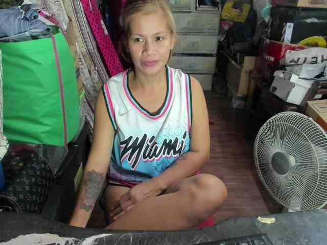 AthenaMoran webcam