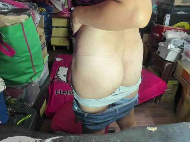 AthenaMoran webcam