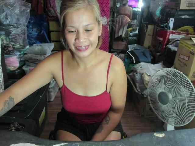AthenaMoran webcam