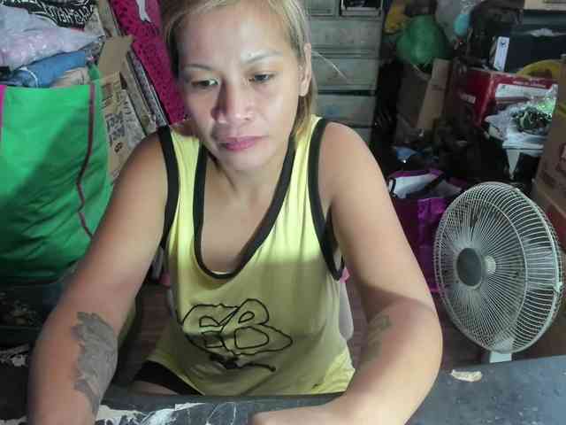 AthenaMoran webcam