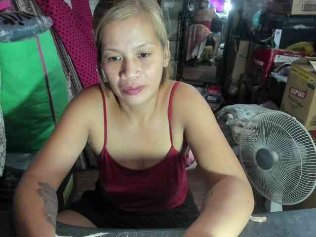 AthenaMoran webcam