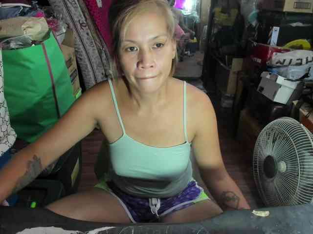 AthenaMoran webcam