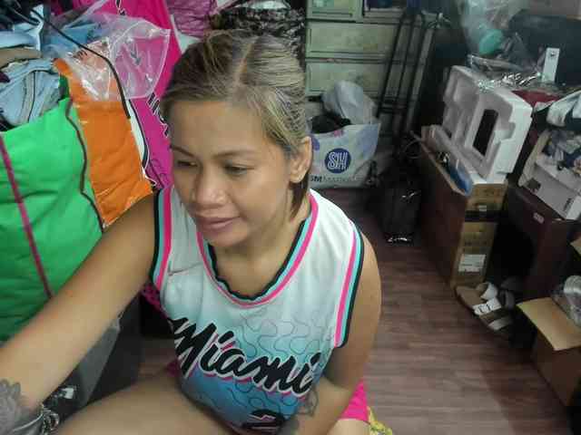 AthenaMoran webcam