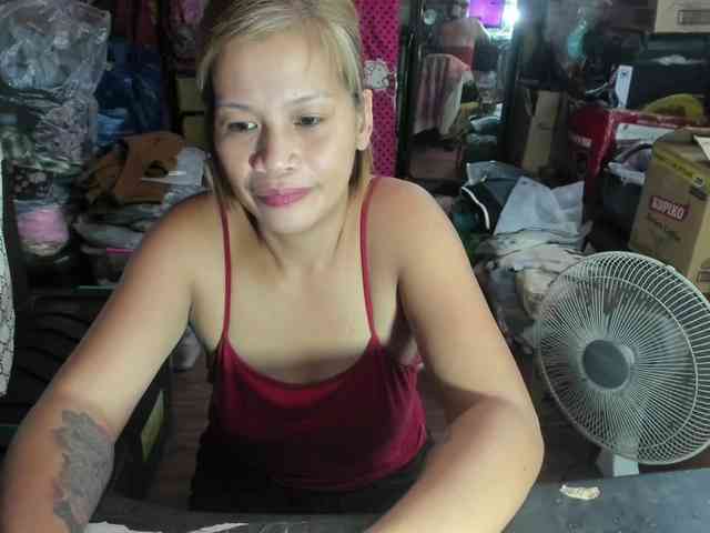 AthenaMoran webcam