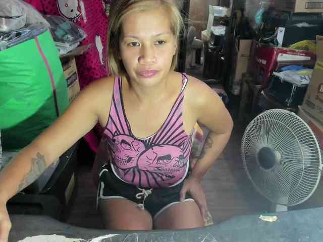 AthenaMoran webcam