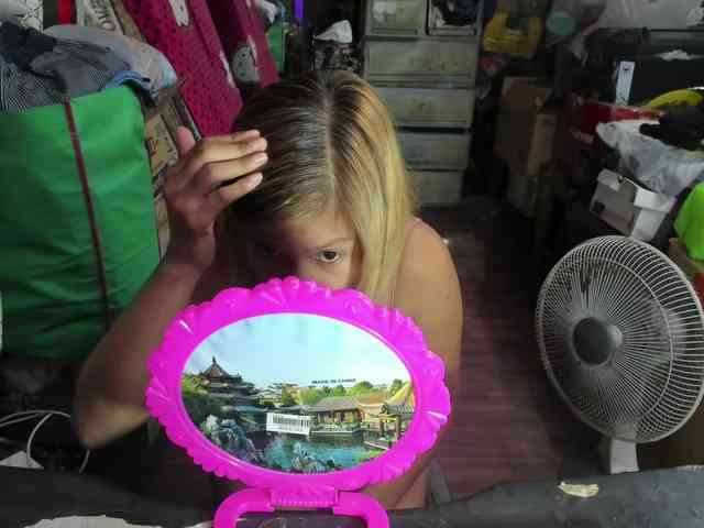 AthenaMoran webcam
