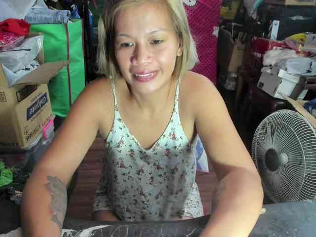 AthenaMoran webcam