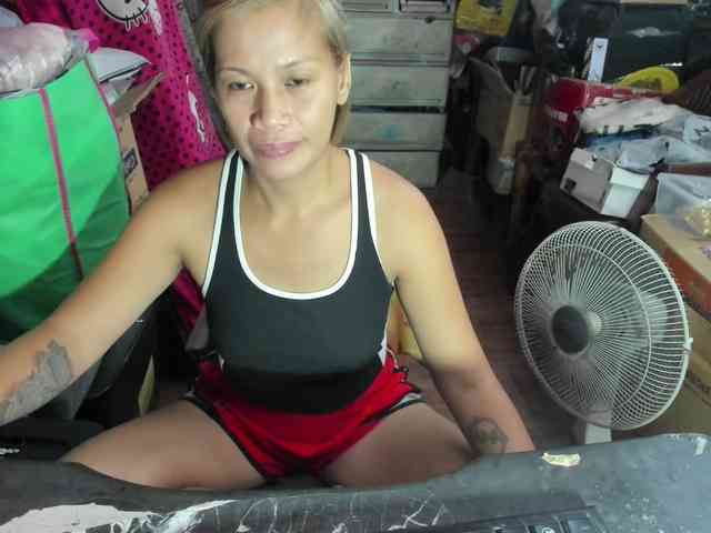AthenaMoran webcam