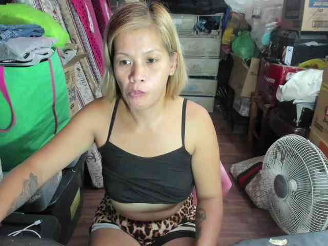 AthenaMoran webcam