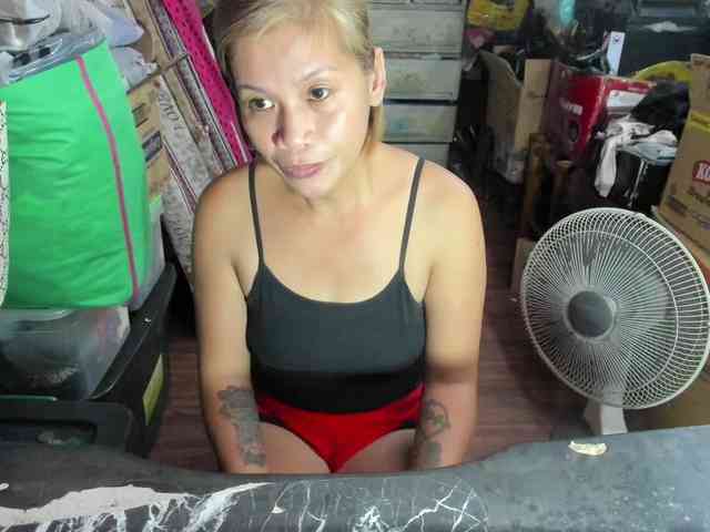 AthenaMoran webcam
