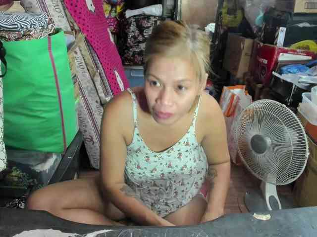 AthenaMoran webcam