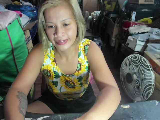 AthenaMoran webcam