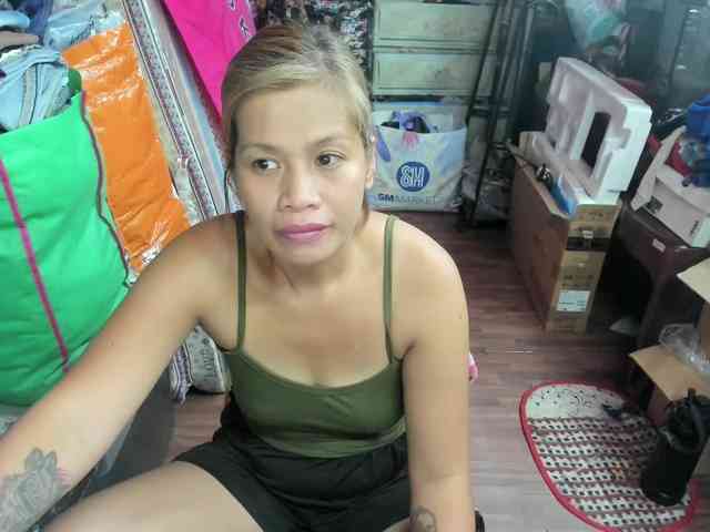 AthenaMoran webcam