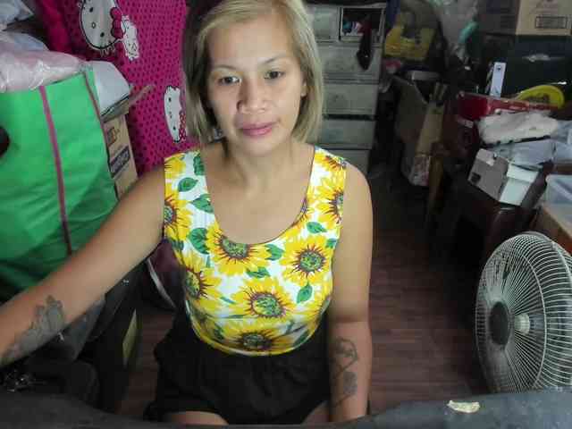 AthenaMoran webcam