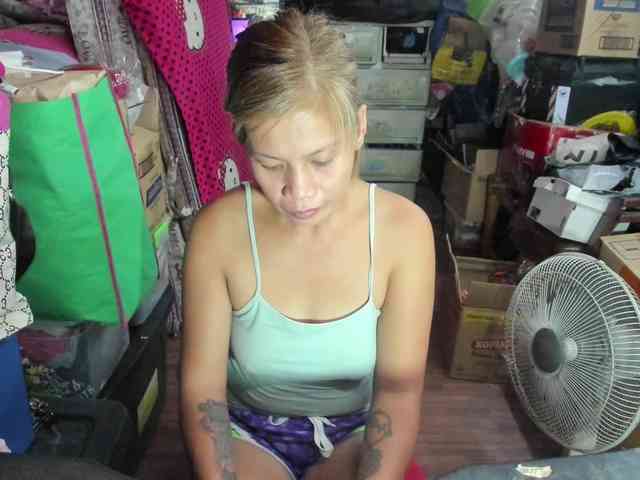 AthenaMoran webcam