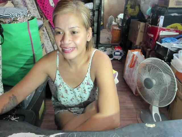AthenaMoran webcam
