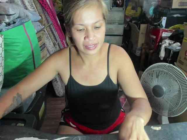 AthenaMoran webcam
