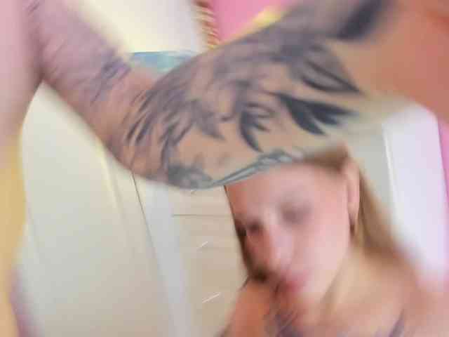 couple-tats Live Webcam on {site_name}