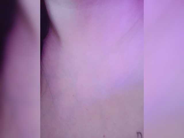 -Emma-'s BongaCams show and profile