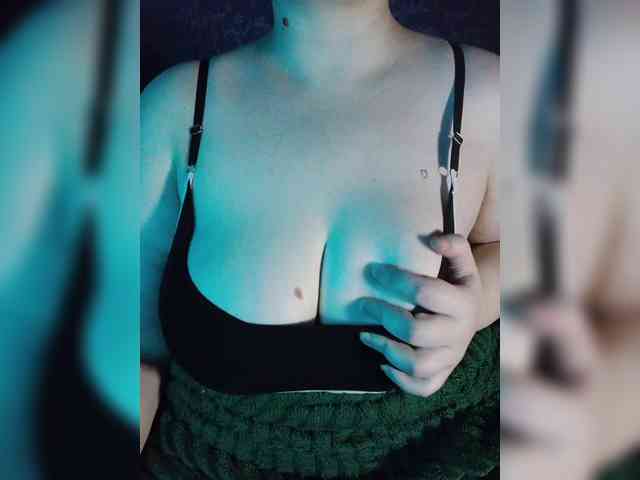 Ali_na webcam