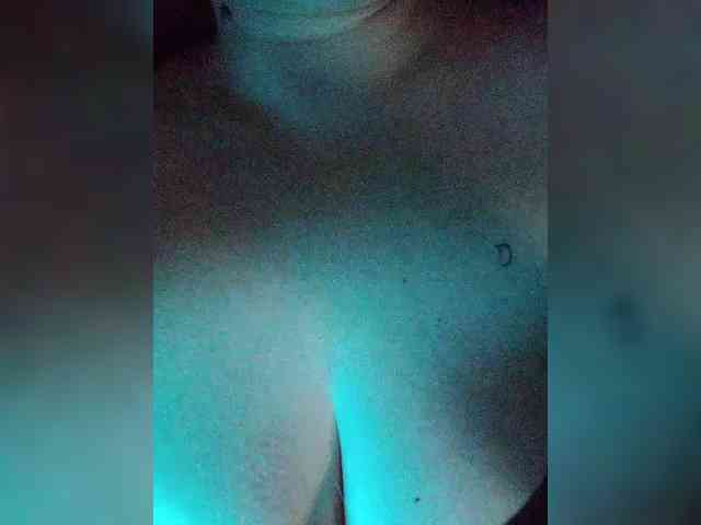 Ali_na webcam