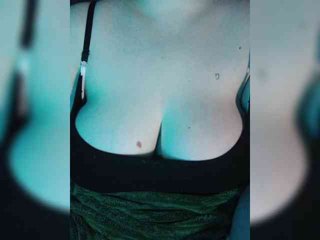 Ali_na webcam