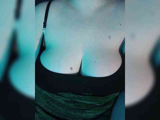 Ali_na webcam