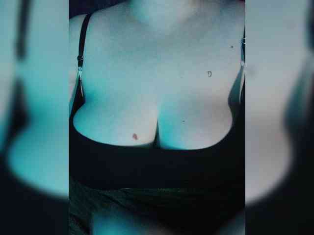 Ali_na webcam