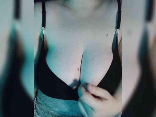 Ali_na webcam