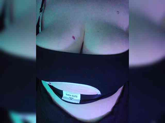Ali_na webcam
