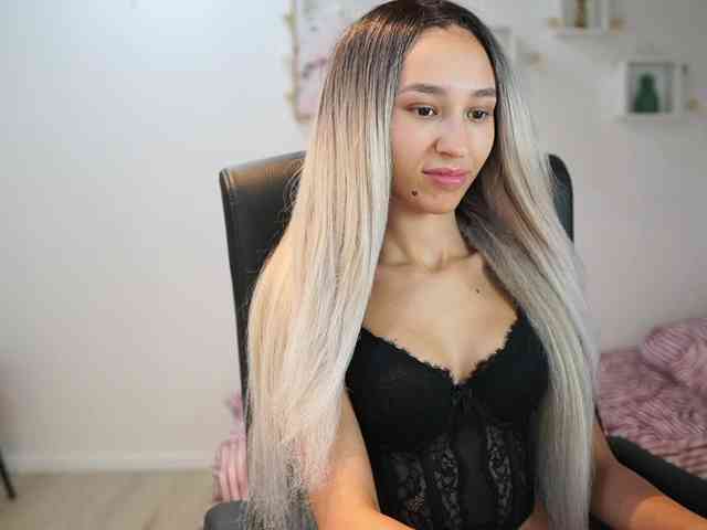 AmaiLiu webcam