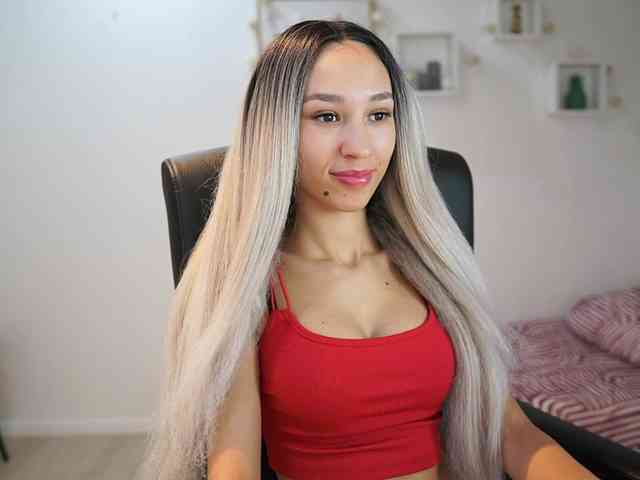 AmaiLiu webcam