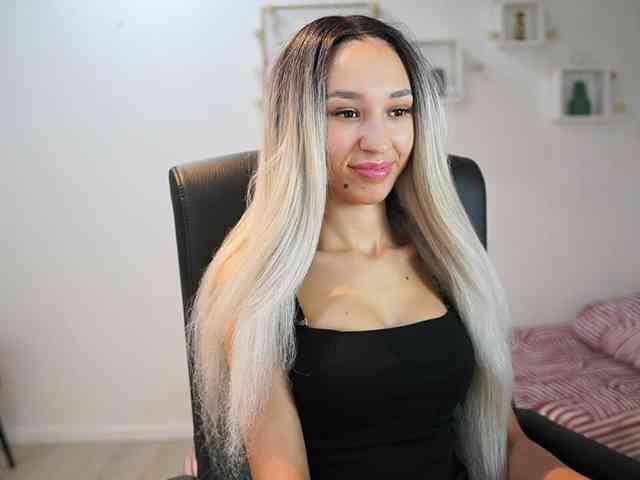 AmaiLiu webcam