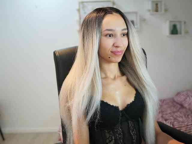AmaiLiu webcam
