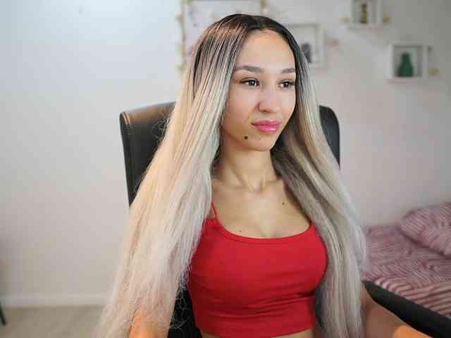 AmaiLiu webcam