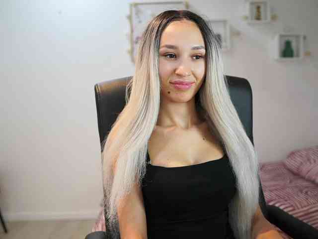 AmaiLiu webcam