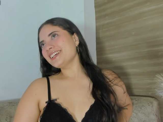 AURORALENOVIC21's BongaCams show and profile
