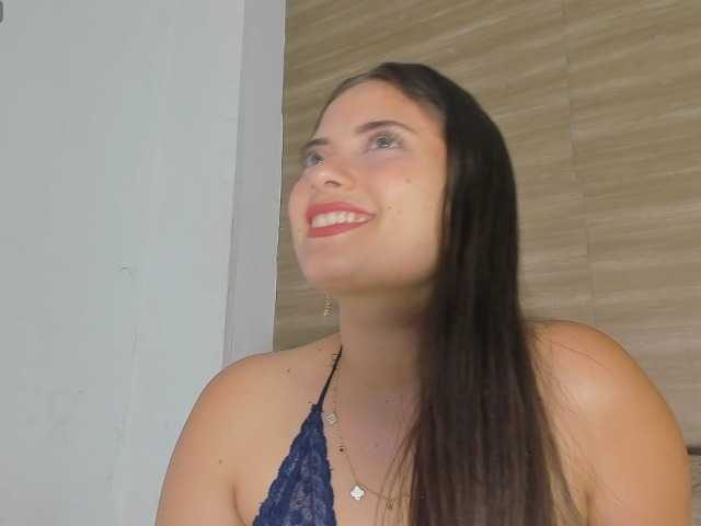 AURORALENOVIC21 live cam profile