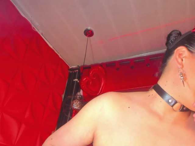 taylorhardcor's BongaCams show and profile