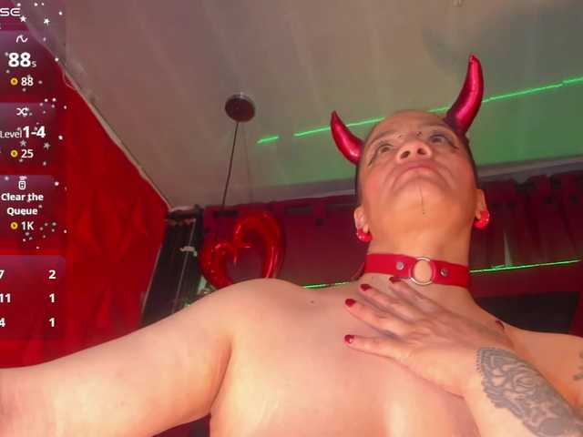 taylorhardcor from BongaCams is Freechat