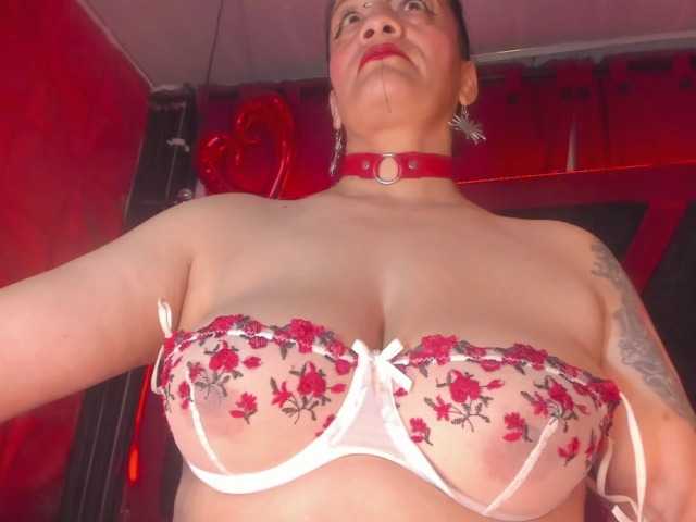 taylorhardcor's BongaCams show and profile