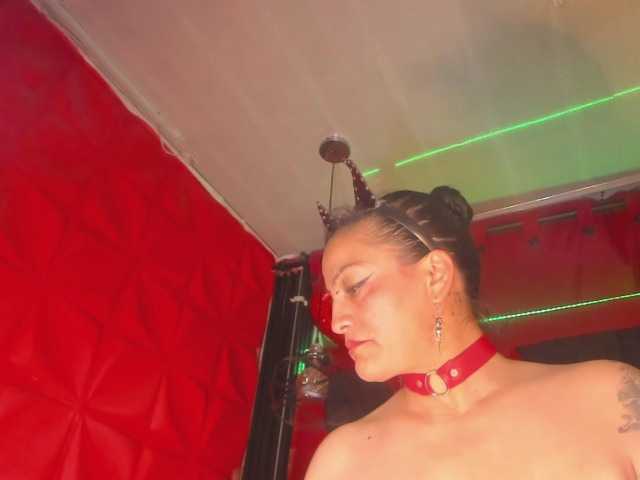 taylorhardcor Live Cam on BongaCams