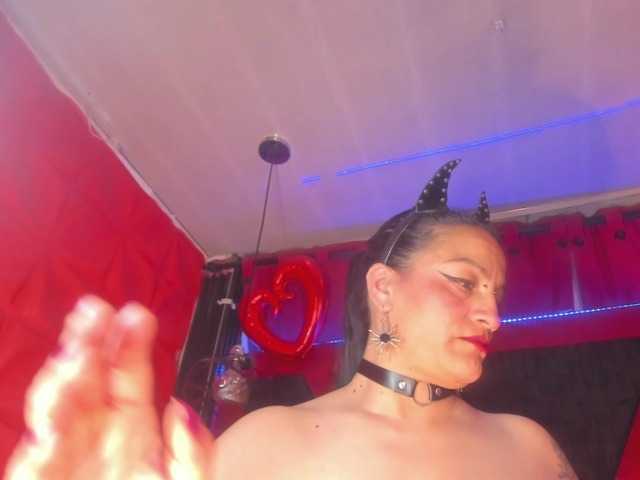 taylorhardcor Live Cam on BongaCams