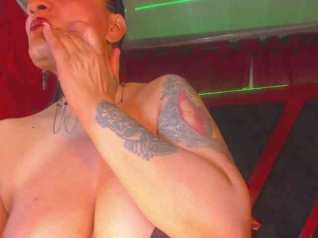 taylorhardcor webcam