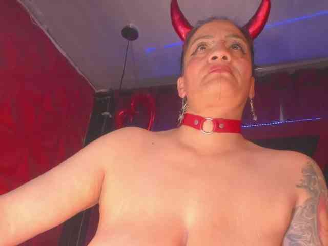 taylorhardcor webcam