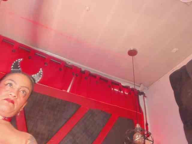 taylorhardcor webcam