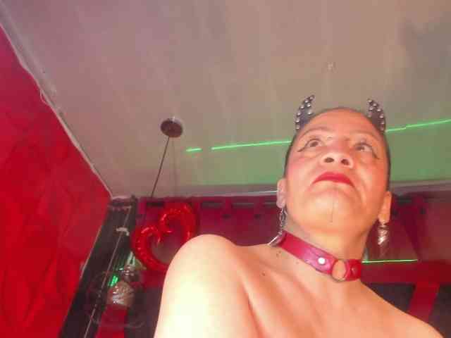 taylorhardcor webcam