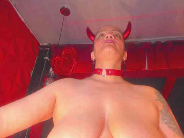 taylorhardcor webcam