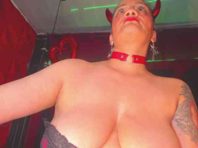 taylorhardcor webcam
