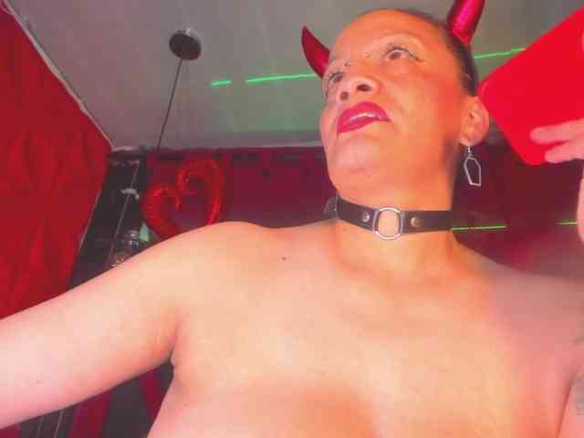 taylorhardcor webcam